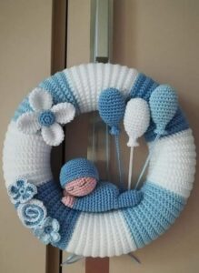 Crochet Baby Shower wreath pattern